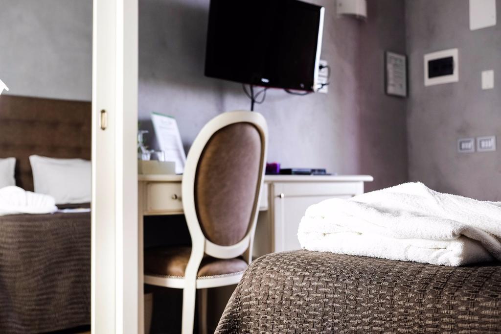 Sweet Life Bed & Breakfast Peschiera del Garda Ngoại thất bức ảnh